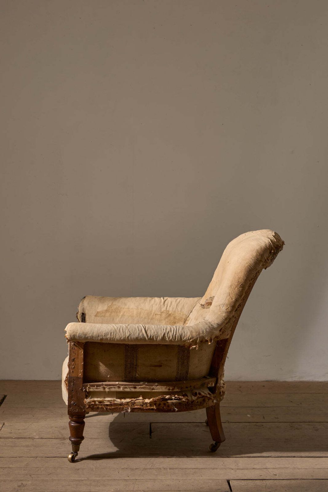 19th Century English Country House Deep Seated Spoon Back Armchair photo for sale