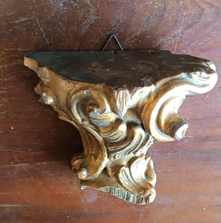 Antique Gold Wooden Frieze Shelf Shelf photo furniture
