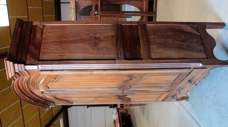 Louis XV Walnut Cabinet 18th photo vinterior