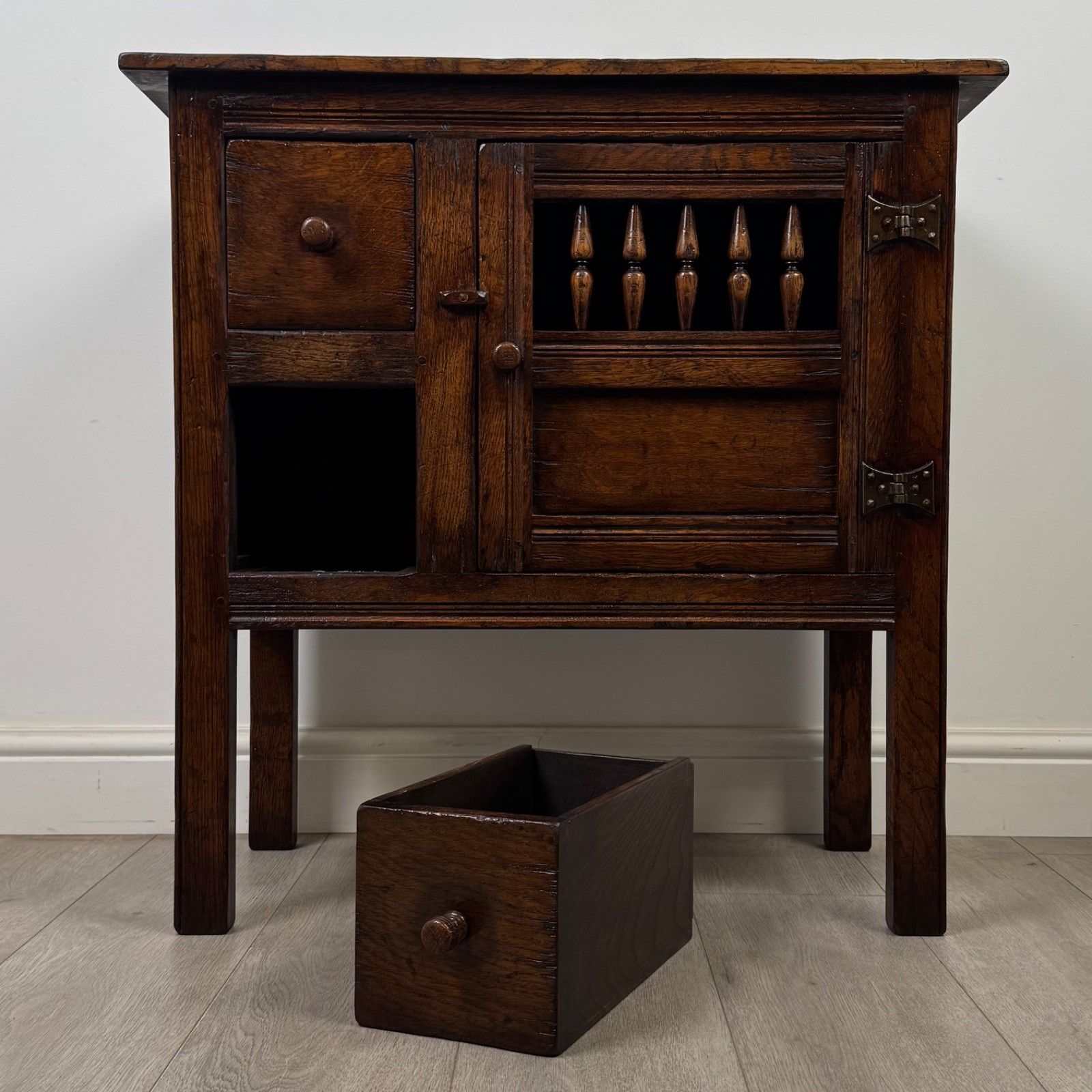 Furniture Antique 20th Century Small Good Quality Cupboard In Oak ( Af 5758 ) photo