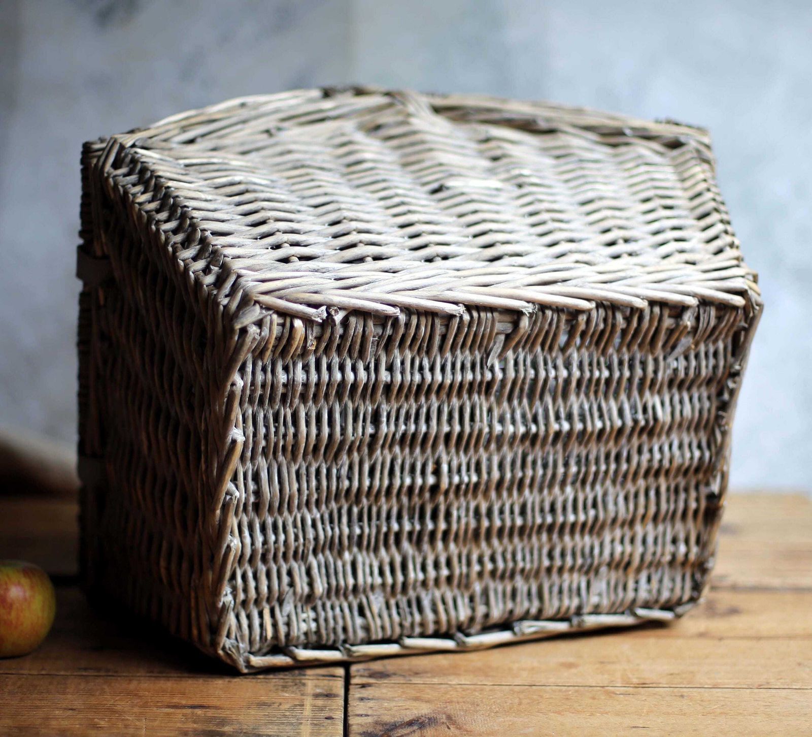 photo for sale Vintage Wicker Picnic Basket Food Hamper With Double Lids