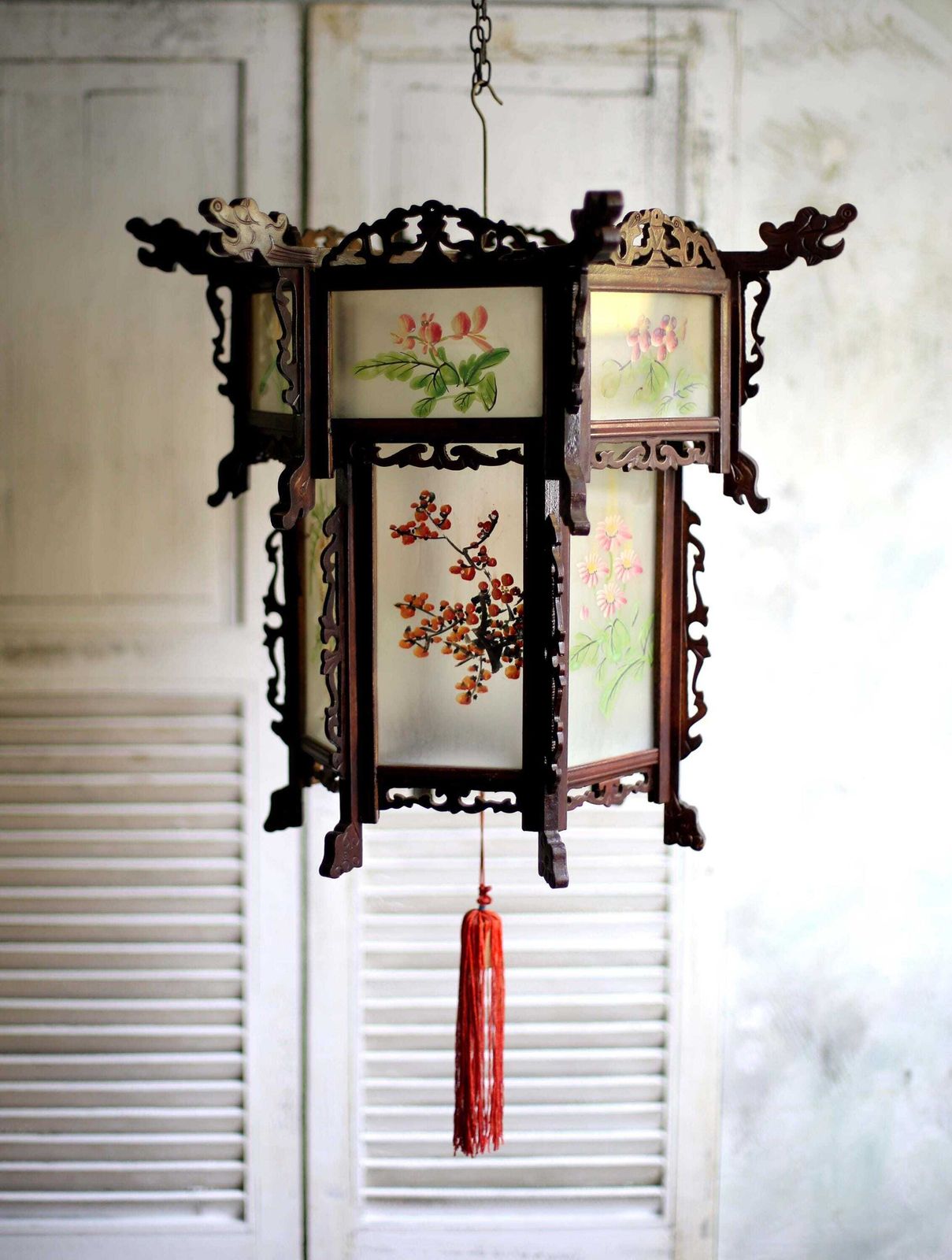 Antique Chinese Lantern Oriental Lamp Light Shade Lantern Reverse Painted Glass Panels Dragons photo furniture