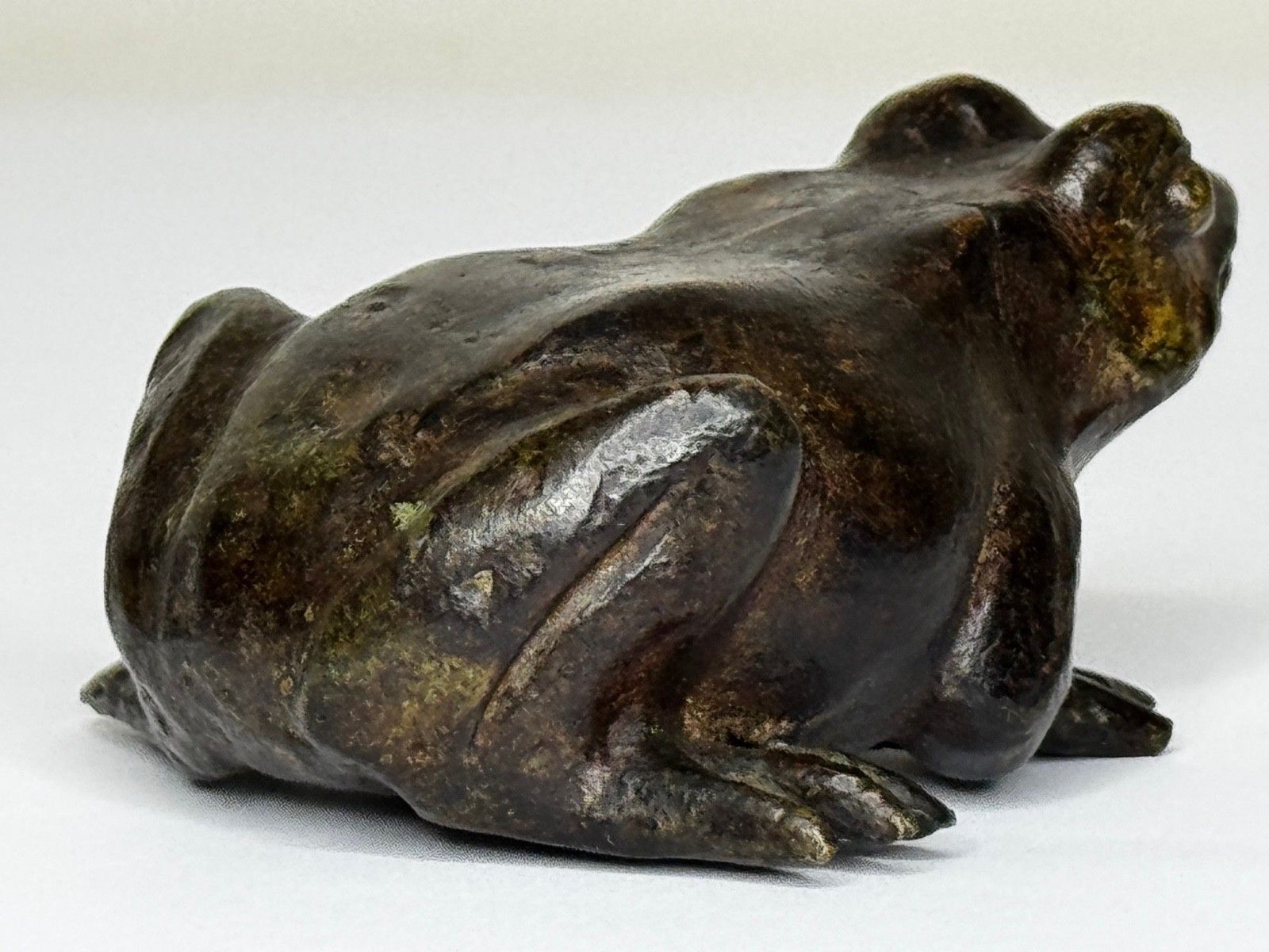 19e-eeuwse Franse bronzen kikker, Parijse werkplaats ca. 1850, sculptuur in de stijl van Moigniez photo Kunst