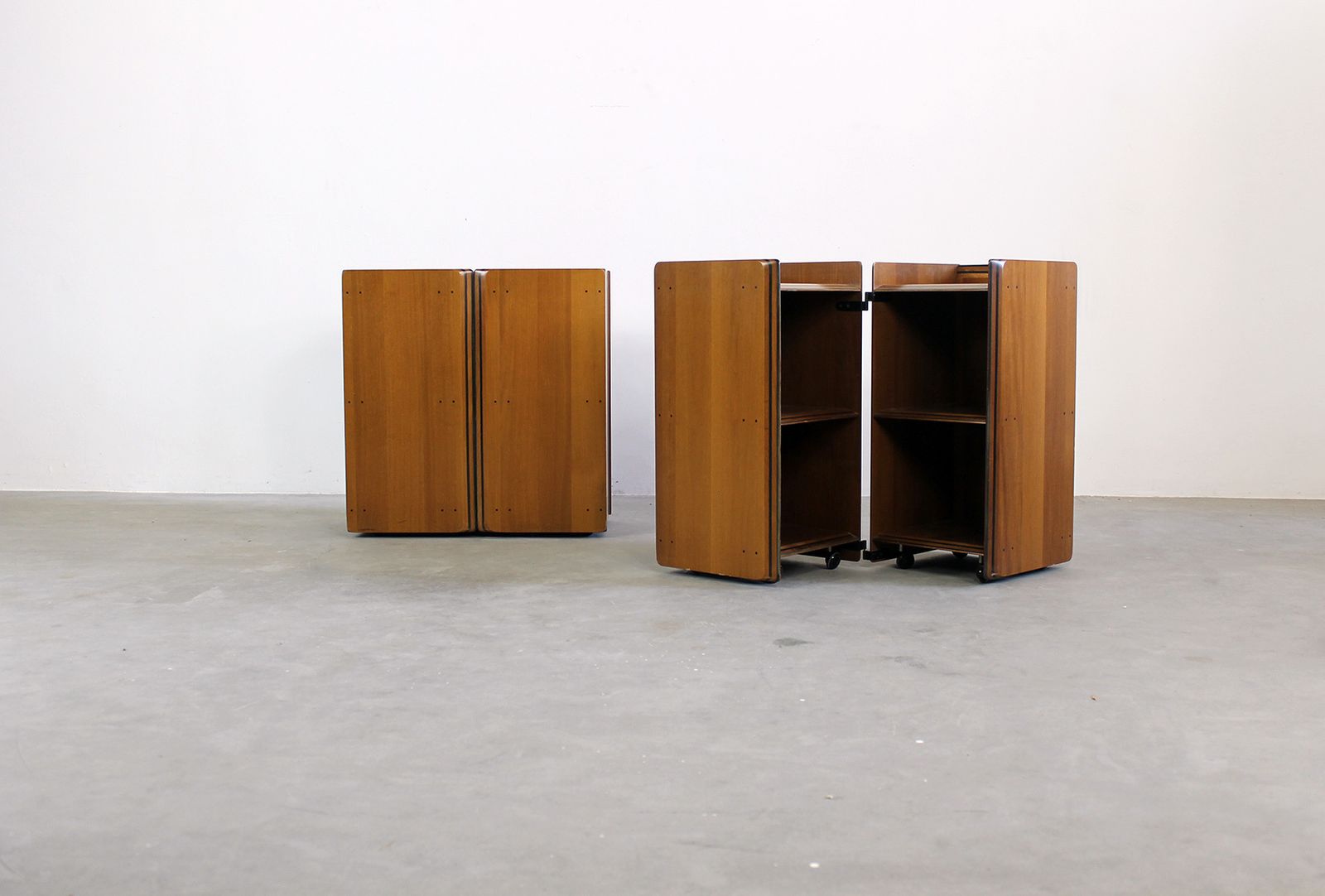 Tobia And Afra Scarpa Set Of Two Artona Nightstands By Maxalto 1975 photo furniture