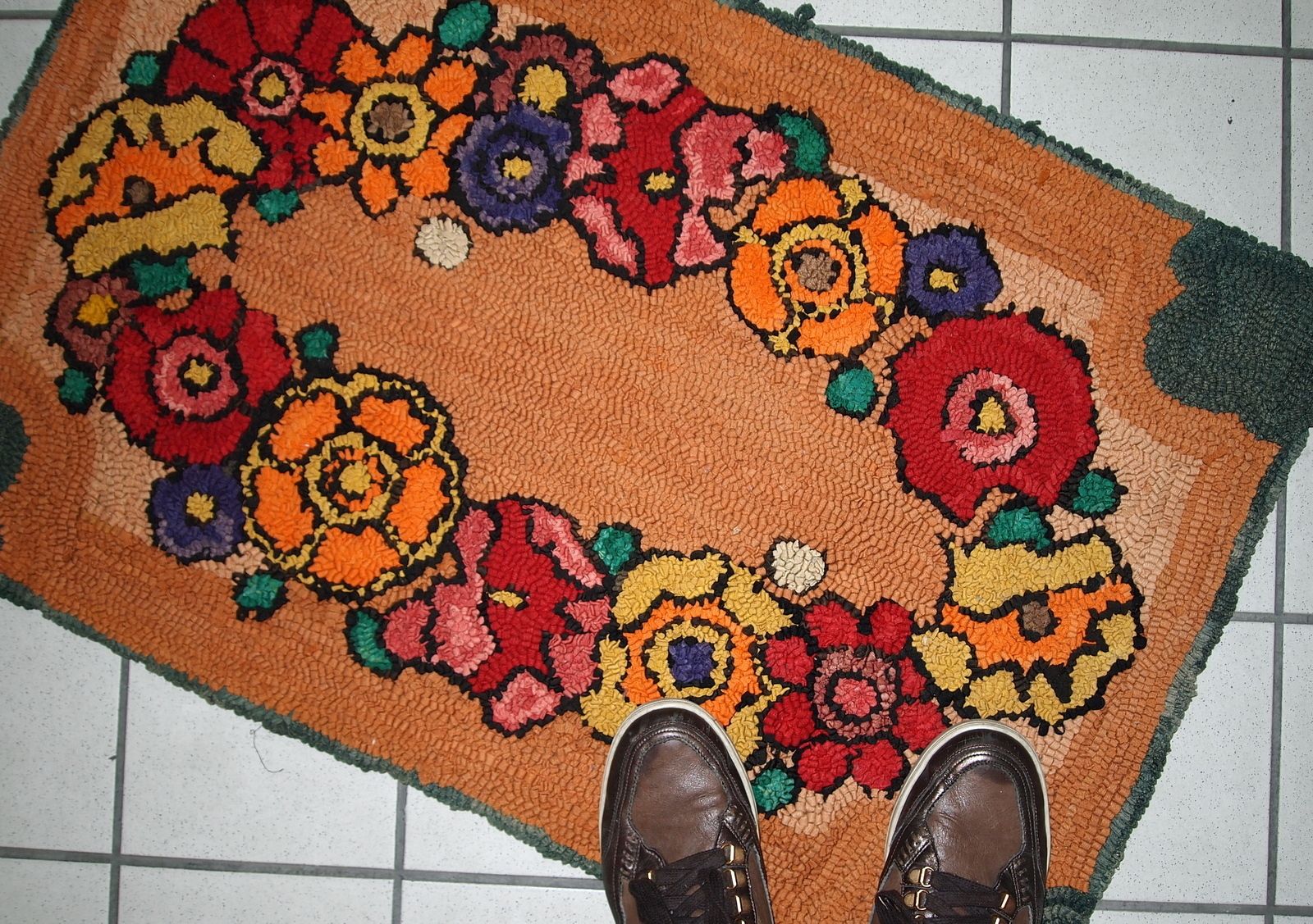 photo for sale Handmade Vintage American Hooked Wool Rug — 2' × 3' — 1930s