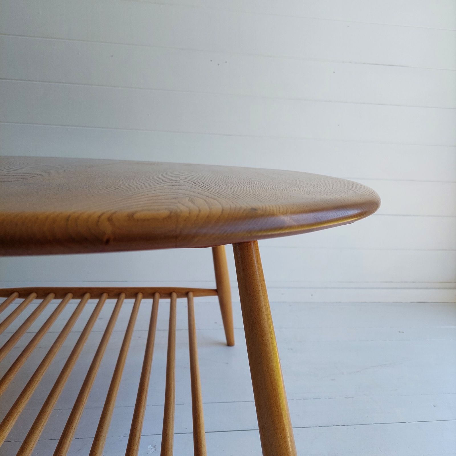 Mid Century Ercol 454 Coffee Table Vintage Oval Windsor Table By Lucian Ercolani  60s Restored photo vinterior