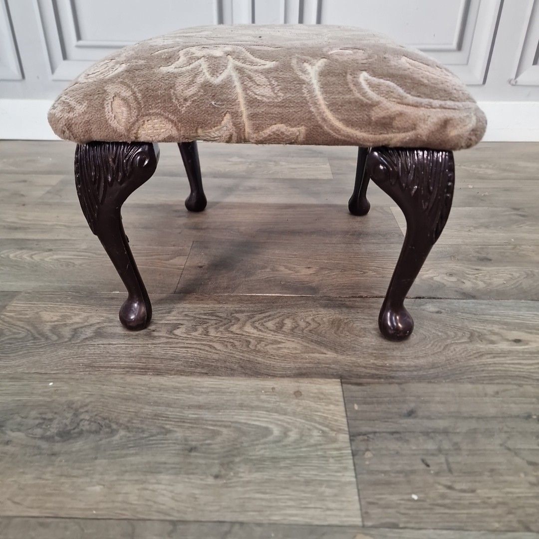 Furniture Vintage Compact Footstool Upholstered  Queen Anne Style Fireside Stool Retro photo