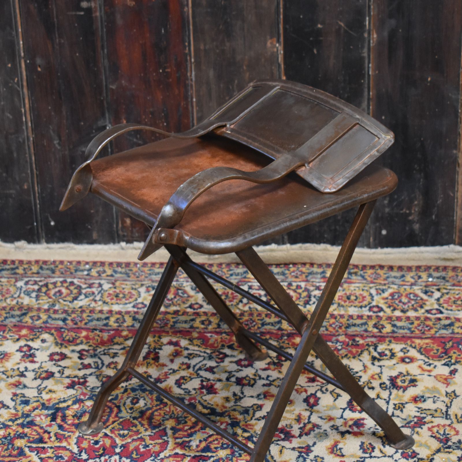 photo furniture Antique Handmade Industial Machinist Workshop Iron Folding Bistro Garden Chair