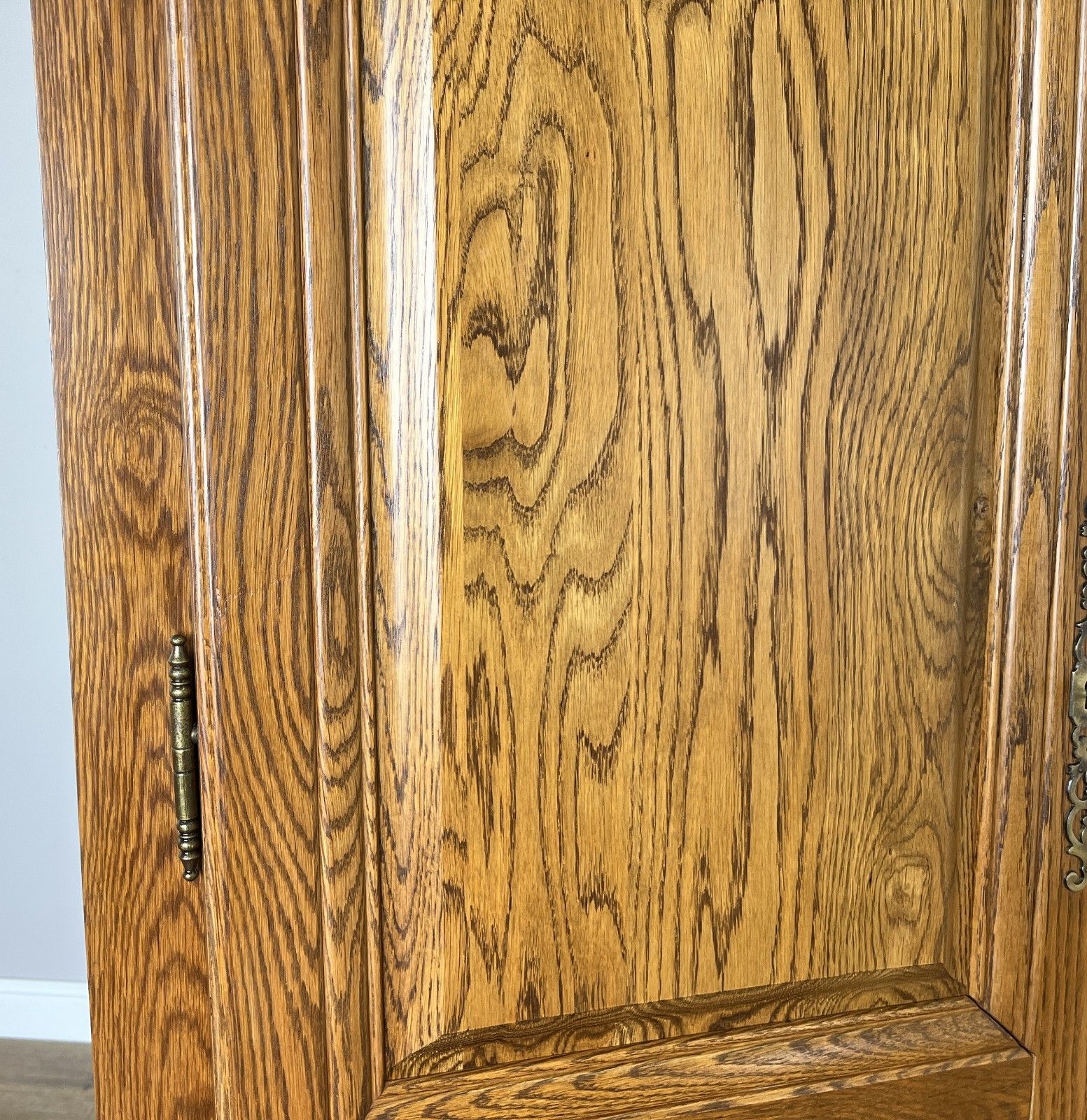 photo furniture Wardrobe Vintage French Style Four Door Carved Armoire Cabinet Lot 6119