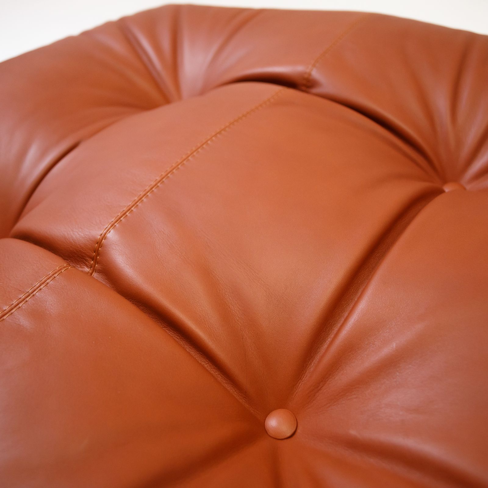 Furniture Afra & Tobia Scarpa ‘Soriana’  Chair With Ottoman photo