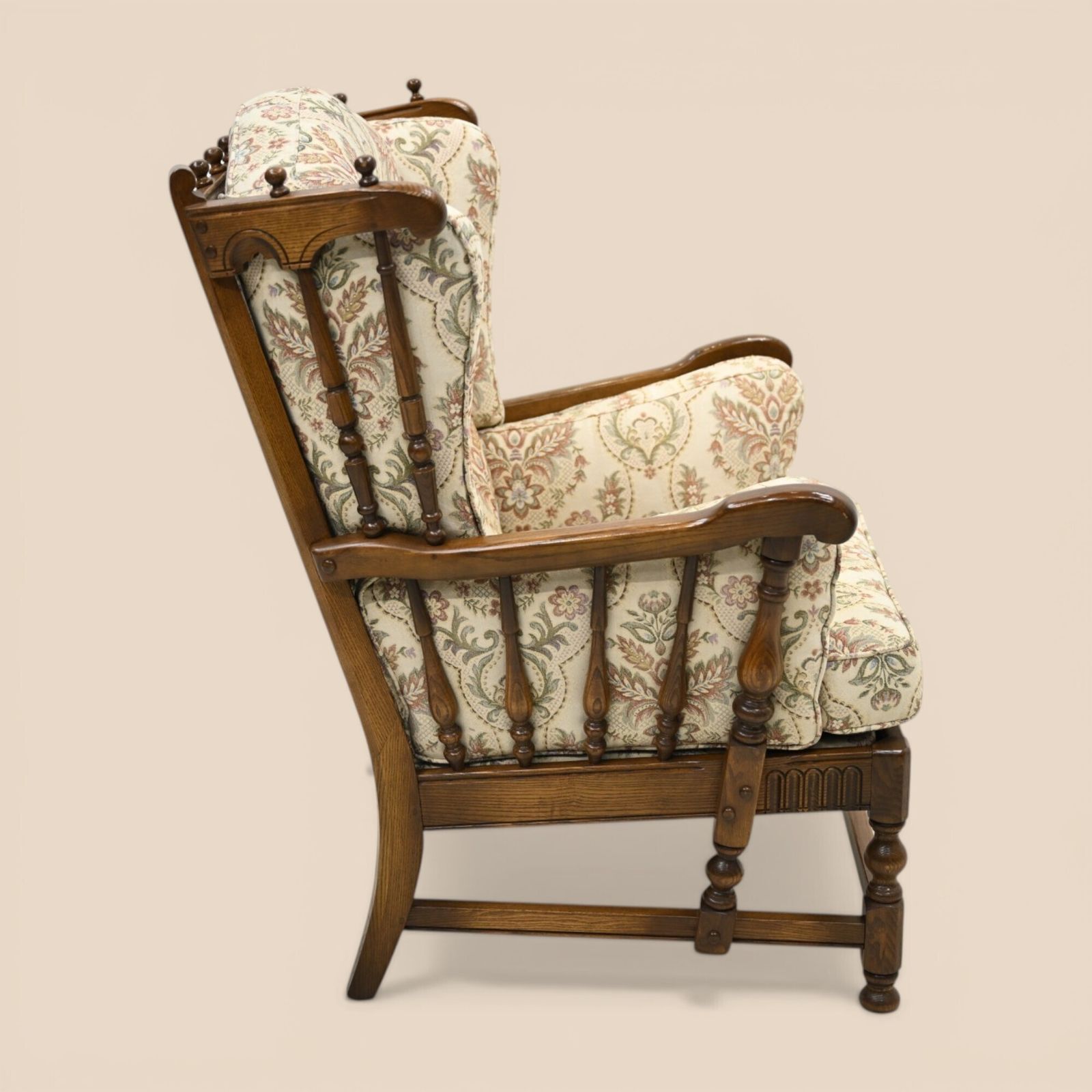 Ercol Cloister Wing Back Easy Fireside Armchair Golden Dawn Free Delivery photo vinterior