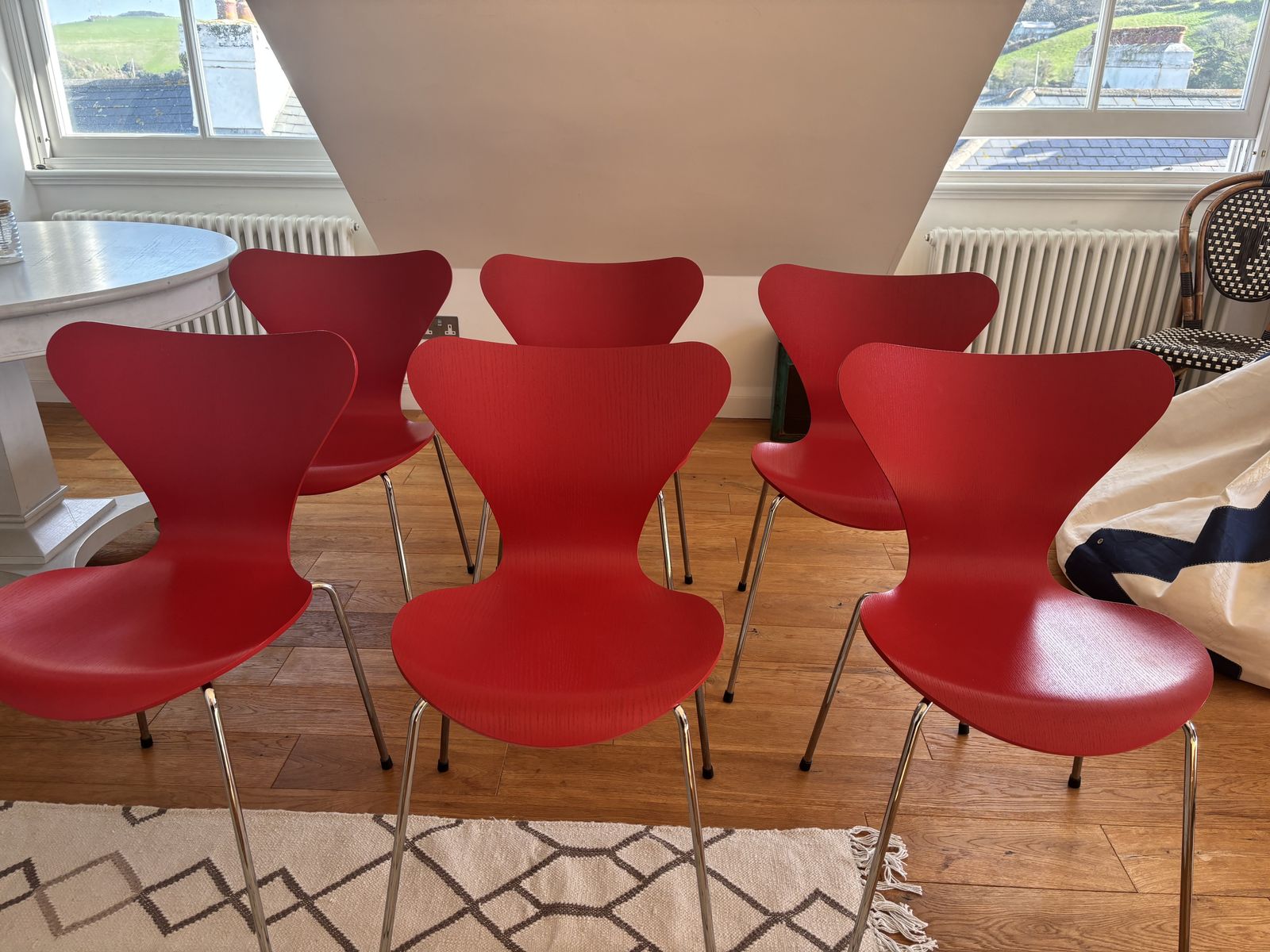 Set Of 6 Red Series 7 Chair By Arne Jacobsen For Fritz Hansen photo vintage