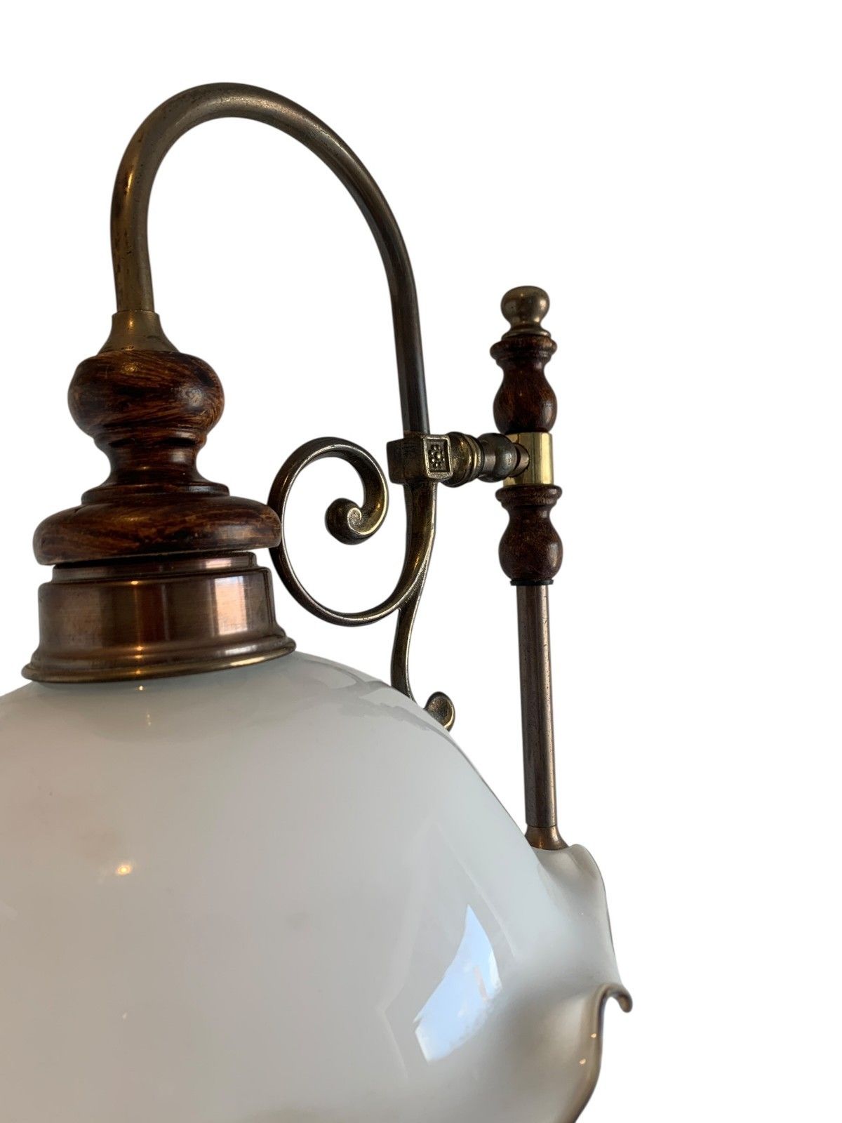 photo vinterior Vintage Art Nouveau Style Brass & Turned Wood Table Lamp With Glass Shade