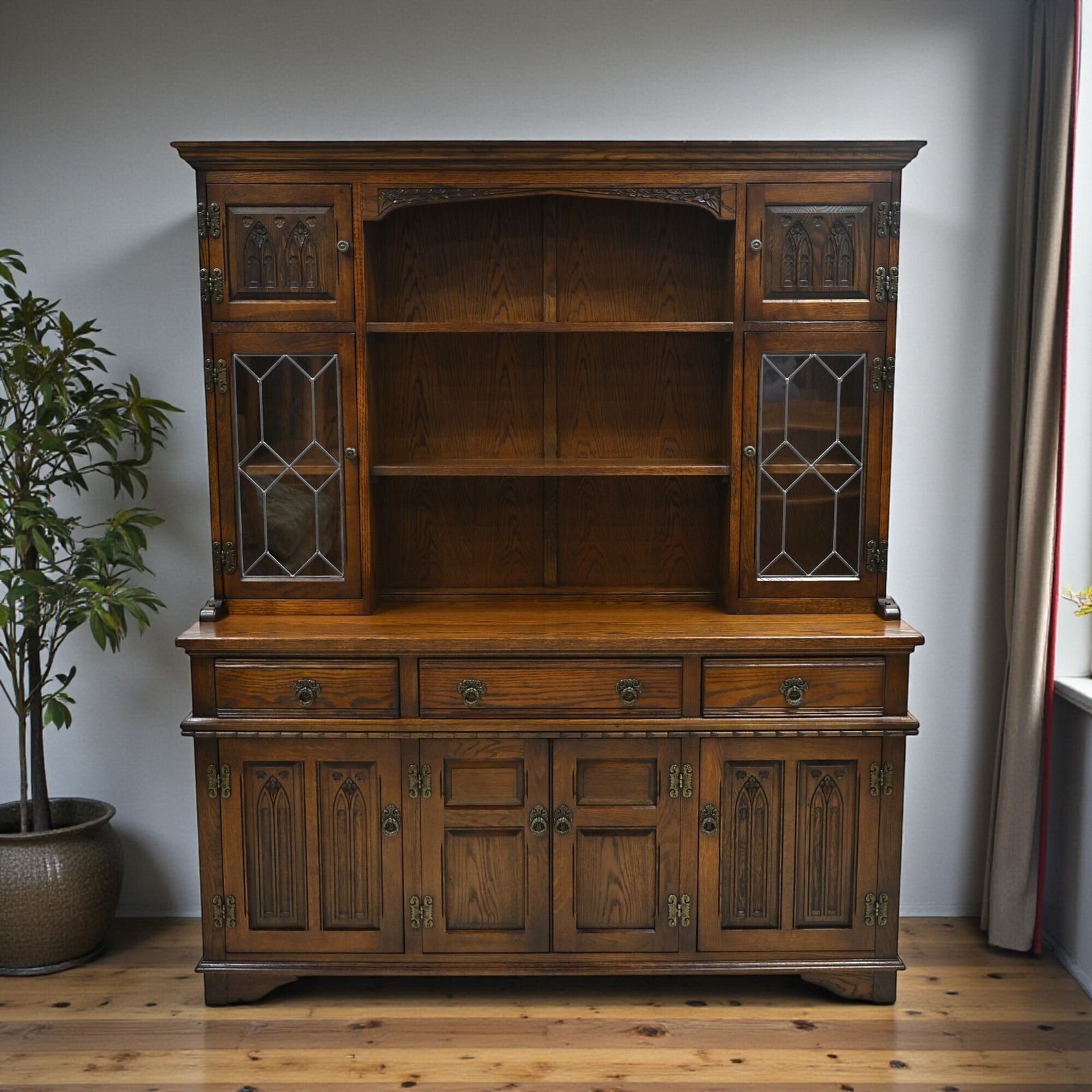 Old Charm Oak Dresser Warwick Light Oak Finish Sideboard Exc Free Uk Delivery*