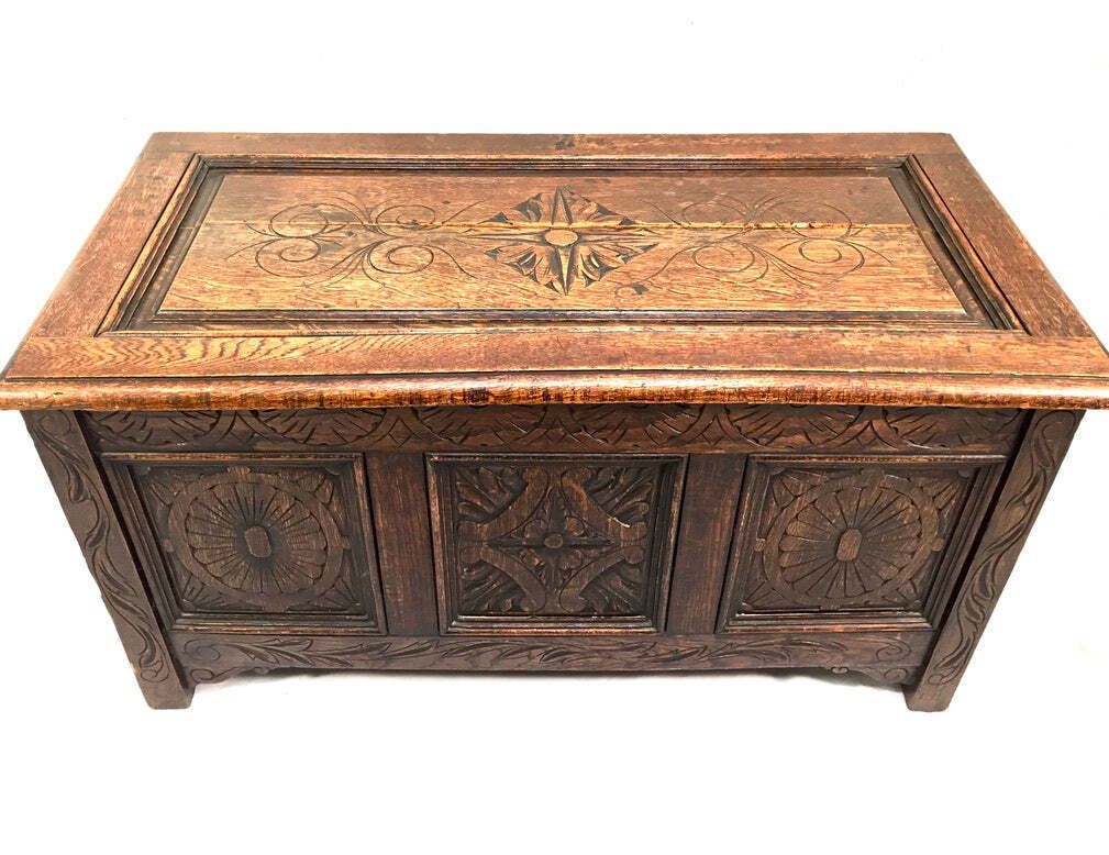Antique Wooden Oak Hand Craved Panelled Storage Blanket Box / Coffer C.1900 photo vintage