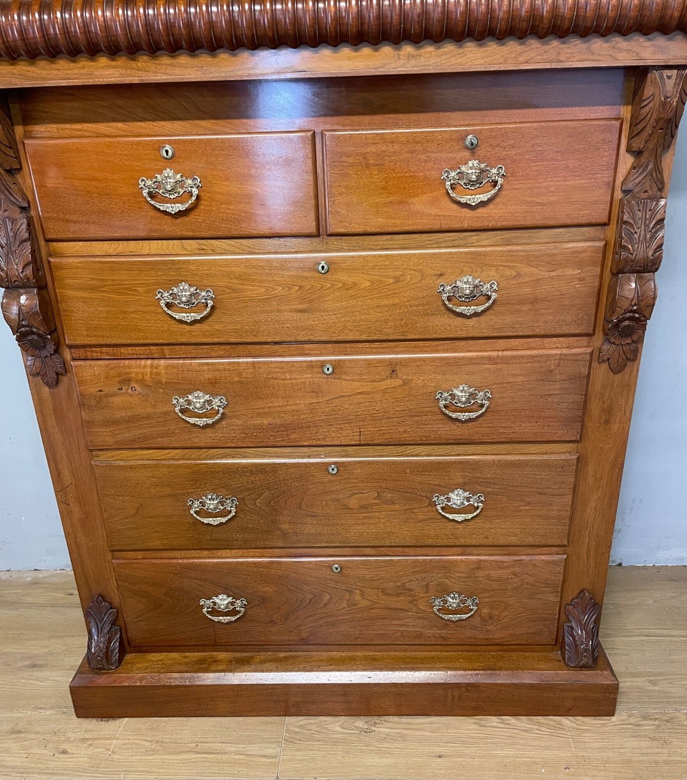 C19th Superb Quality Rare Country House Walnut Scottish Chest Of Drawers photo for sale