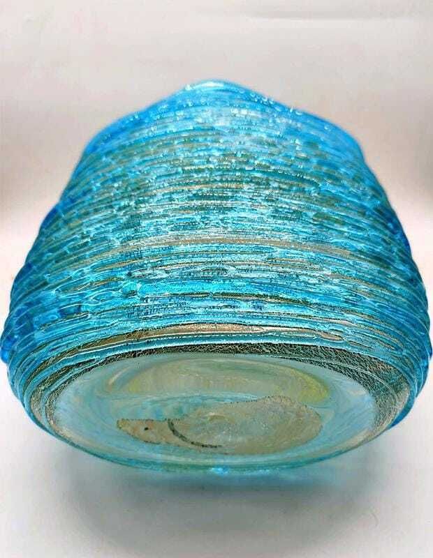 photo furniture Mid Century Stunning Vase In Hand Worked Murano Glass By Sergio Costantini With The Rare Original Certificate. Made In Murano, Italy.