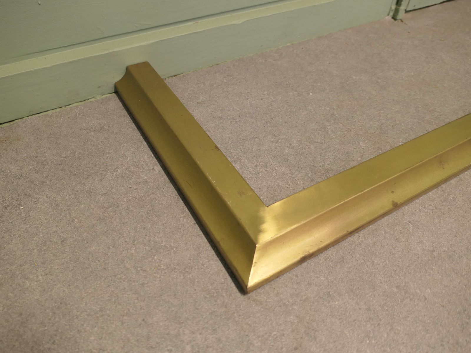 19th Century Brass Fender This Is An Elegant Brass Fender, The Fender Is In Good Conditio photo for sale