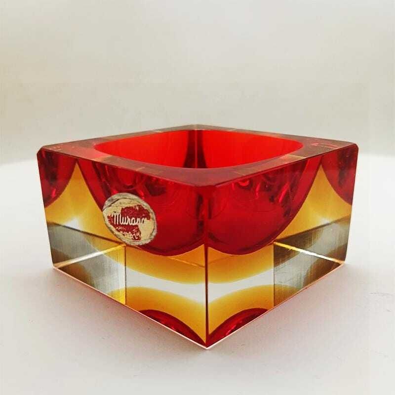 1960s Stunning Handcrafted Square Ashtray Or Catch All In Murano Glass By Flavio Poli For Seguso. photo for sale
