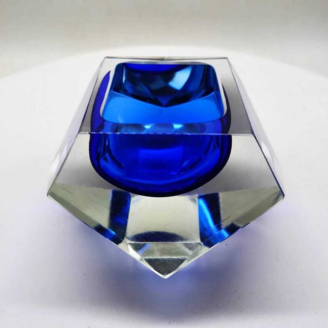 1960s Stunning Blue Ashtray Or Catch All In Murano Glass By Flavio Poli For Seguso. photo 262.0