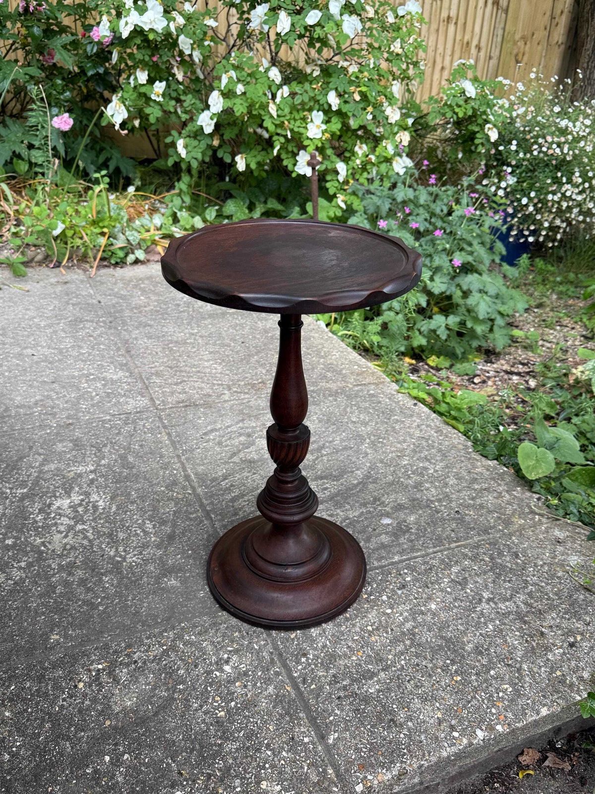 photo vinterior Vintage 1900s Mahogany Wine Table Georgian Revival Plant Stand Side Table