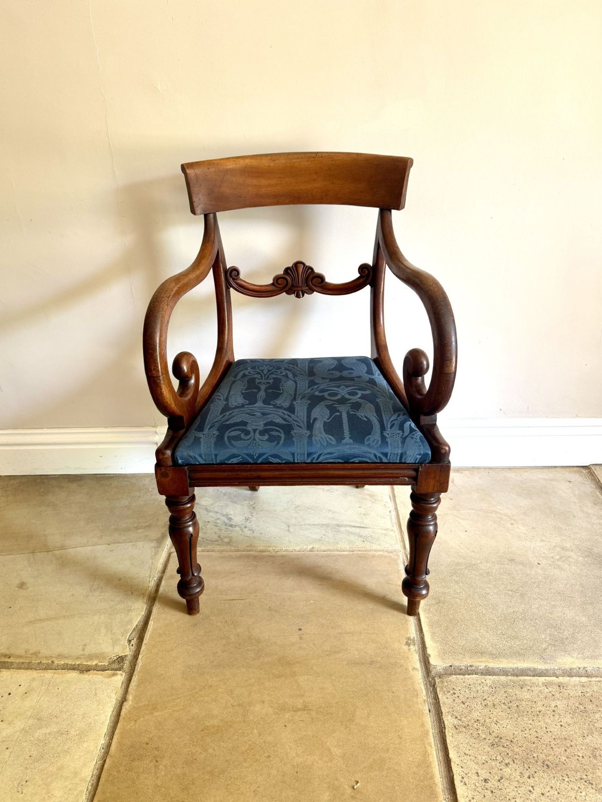 photo furniture Quality Set Of Six Antique Regency Mahogany Dining Chairs