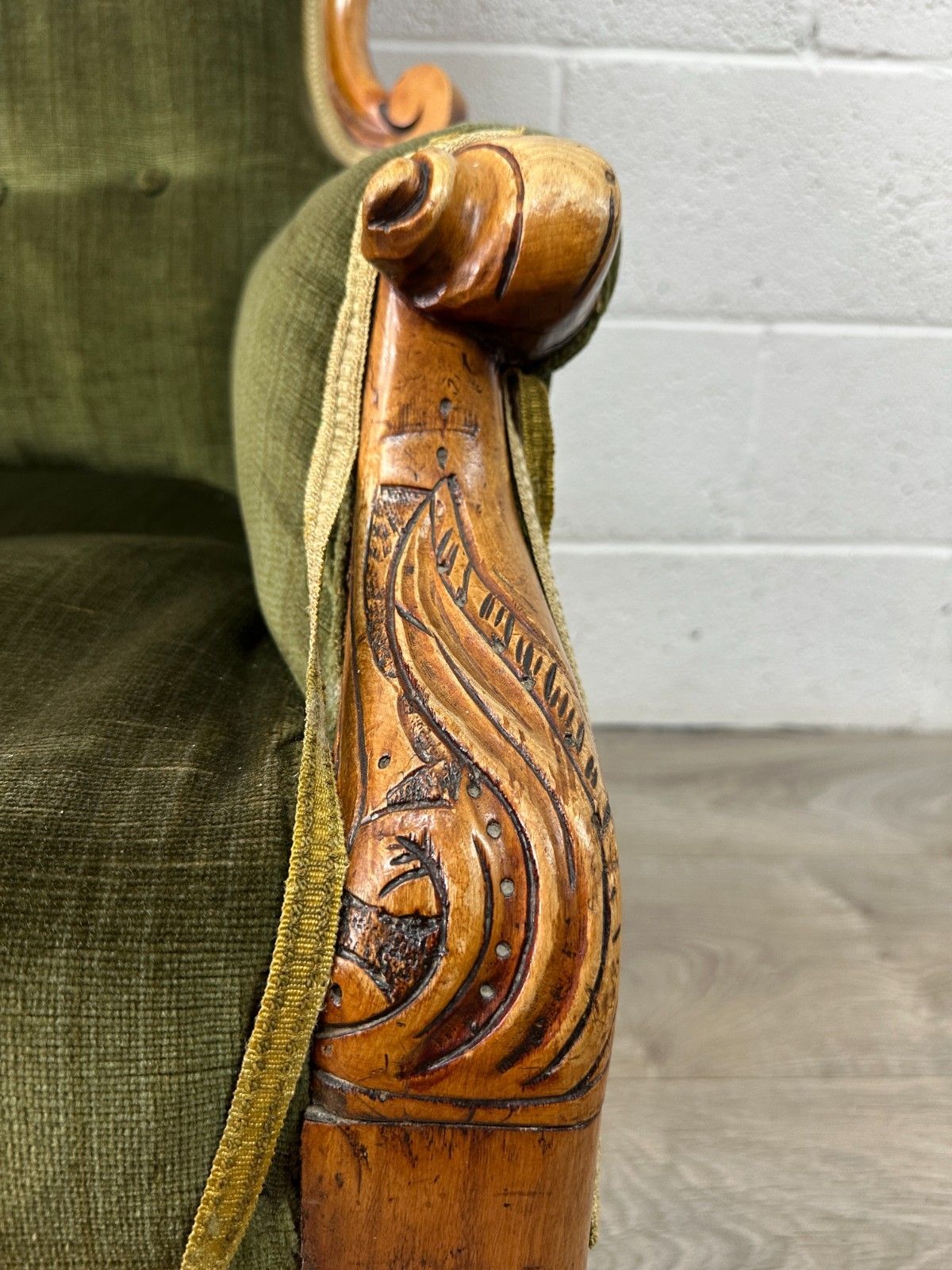Victorian Carved Mahogany Armchair Green Upholstery Button Back Original Castors photo vintage