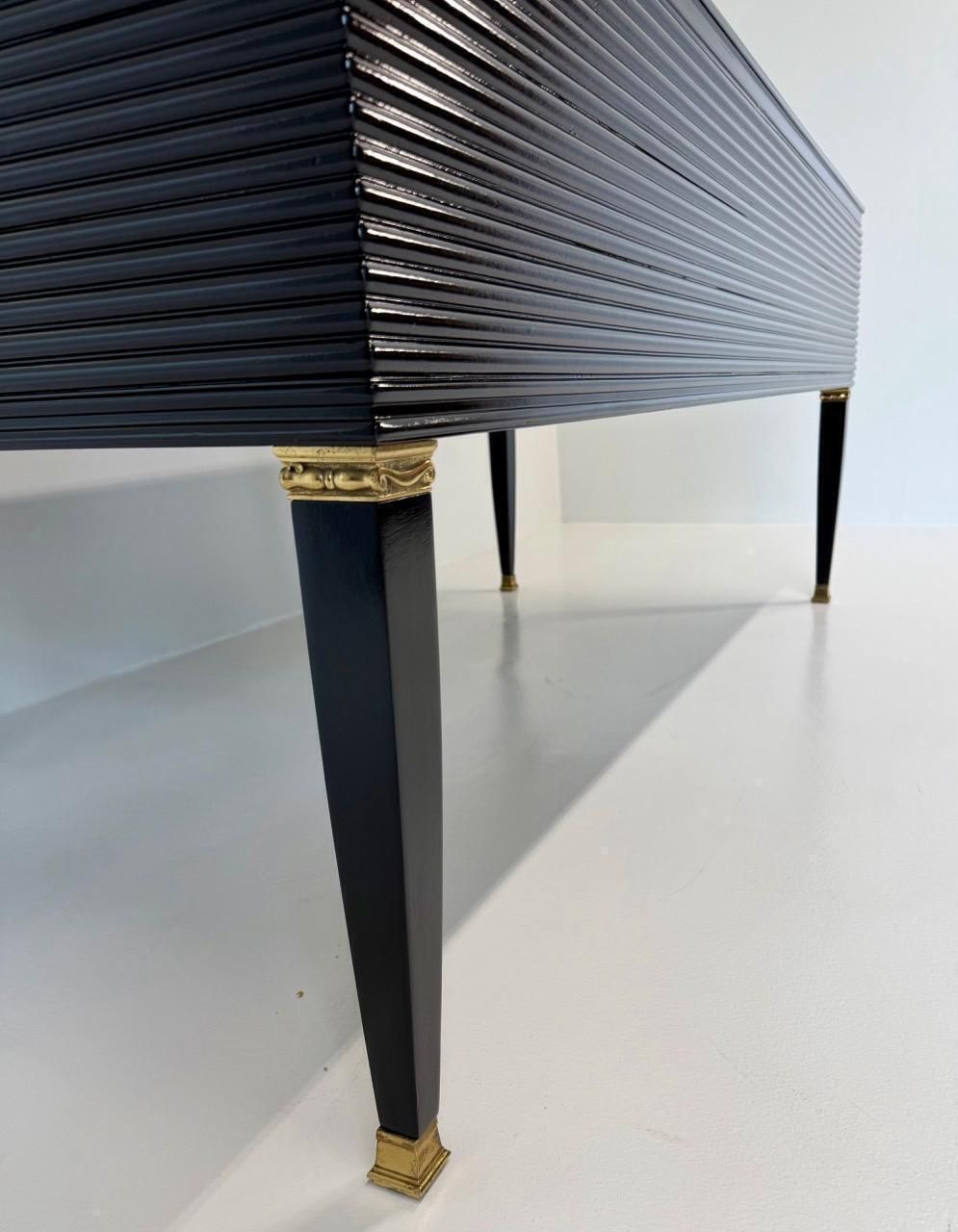 photo vintage Art Deco Black And Brass Desk, 'Permanente Mobili Cantù', Paolo Buffa, 1950s