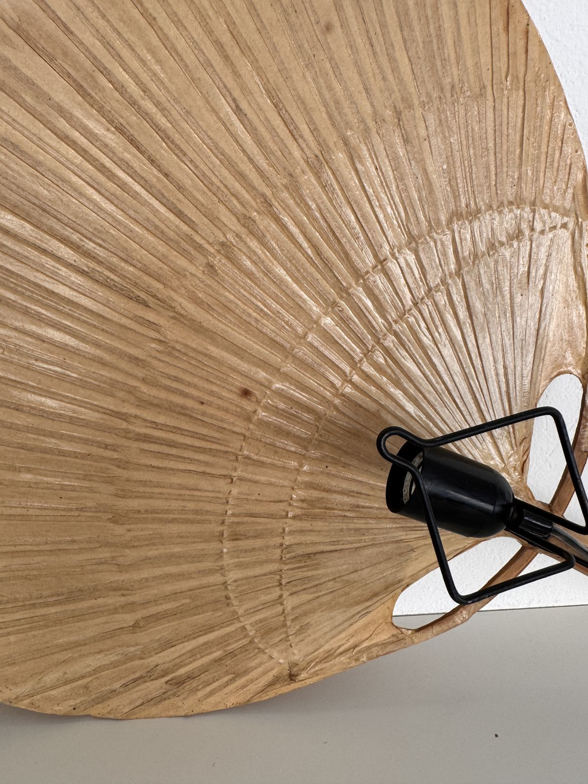photo vintage Pair Of Large Organic Uchiwa Wall Sconces By Ingo Maurer, Germany, 1973