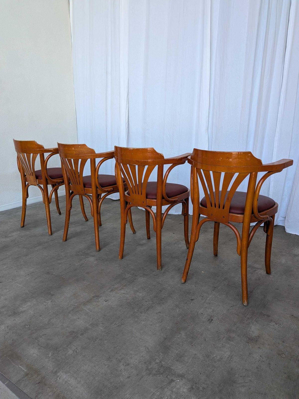 831.0 Set Of 4 Bentwood Dining Chairs / Vintage Thonet Style, Red Faux Leather photo