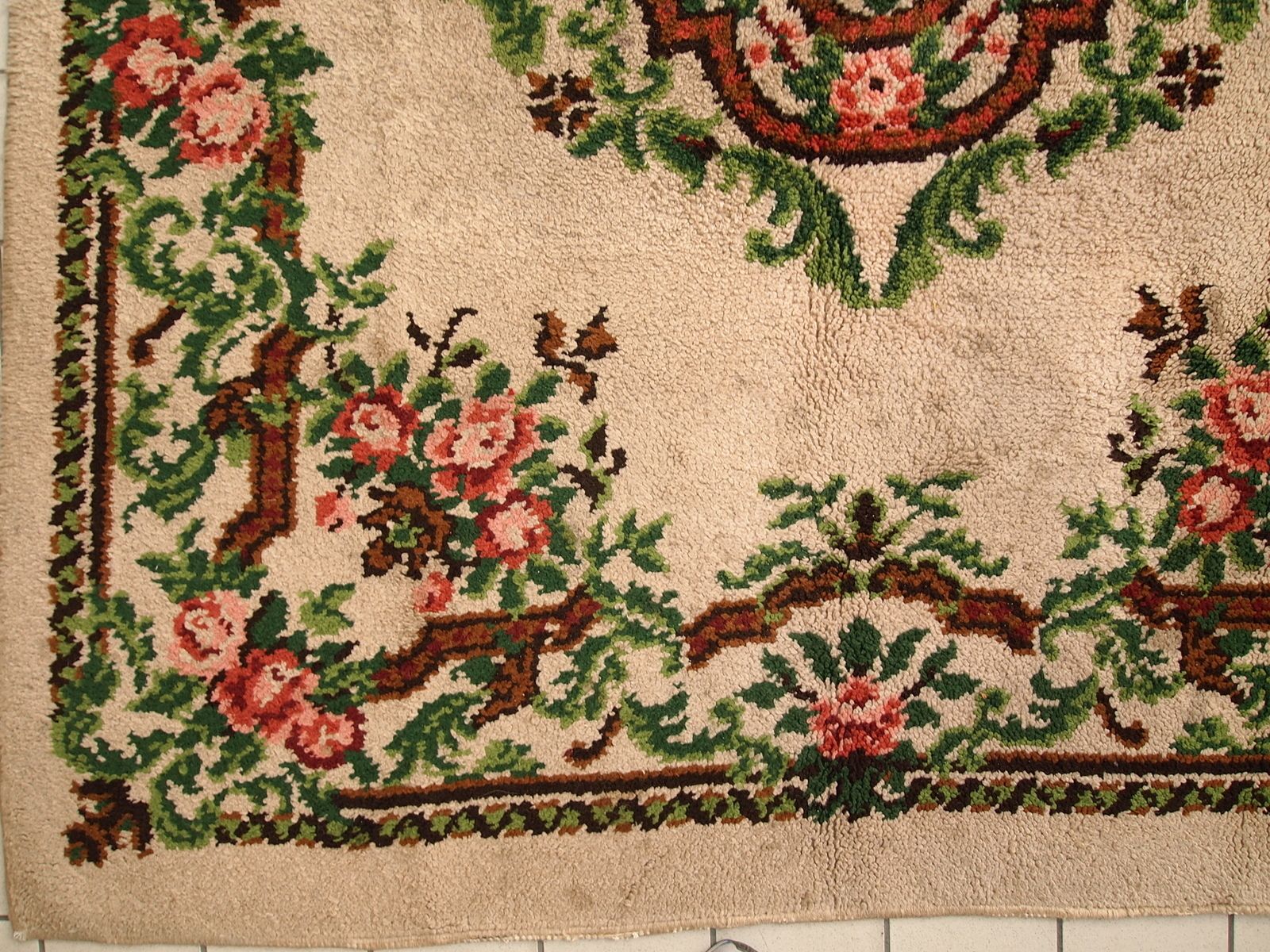 photo for sale Vintage Belgian Savonnerie Wool Rug With Floral Medallion — 6'5" × 9'8" — 1960s