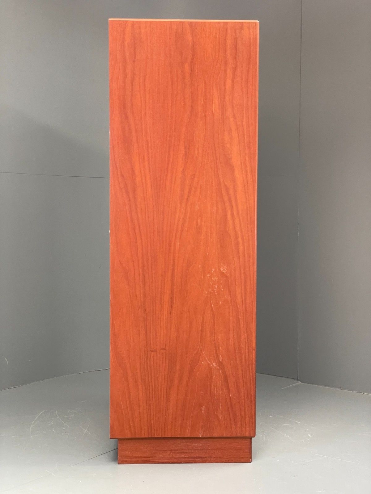 photo vintage Vintage G Plan Teak Wardrobe Clothes Rail Shelves Mid Century Eb12206