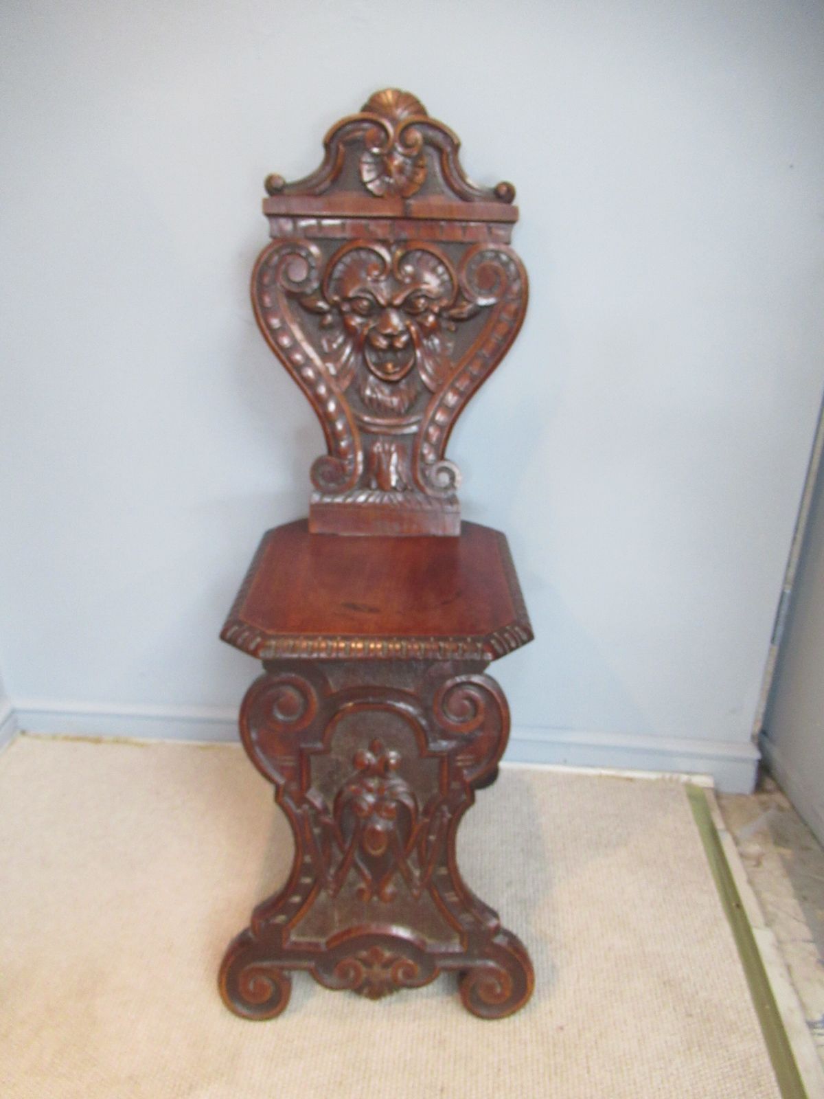 A Late Victorian Mahogany Carved Side / Hall Chair photo for sale