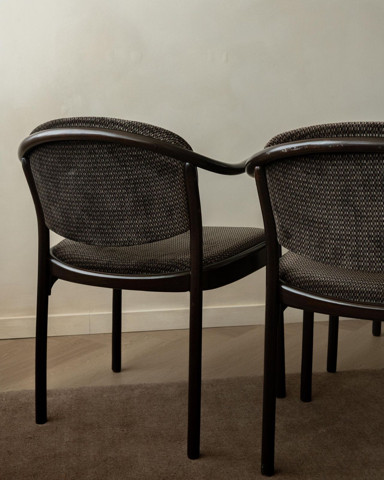 Postmodern Bentwood Dining Chairs 235 F Hartmut Lohmeyer Thonet, 1980s, Set Of 4 photo vinterior
