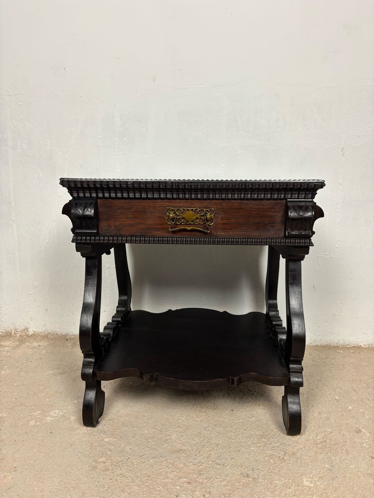 Mesa Portuguesa photo Meubels