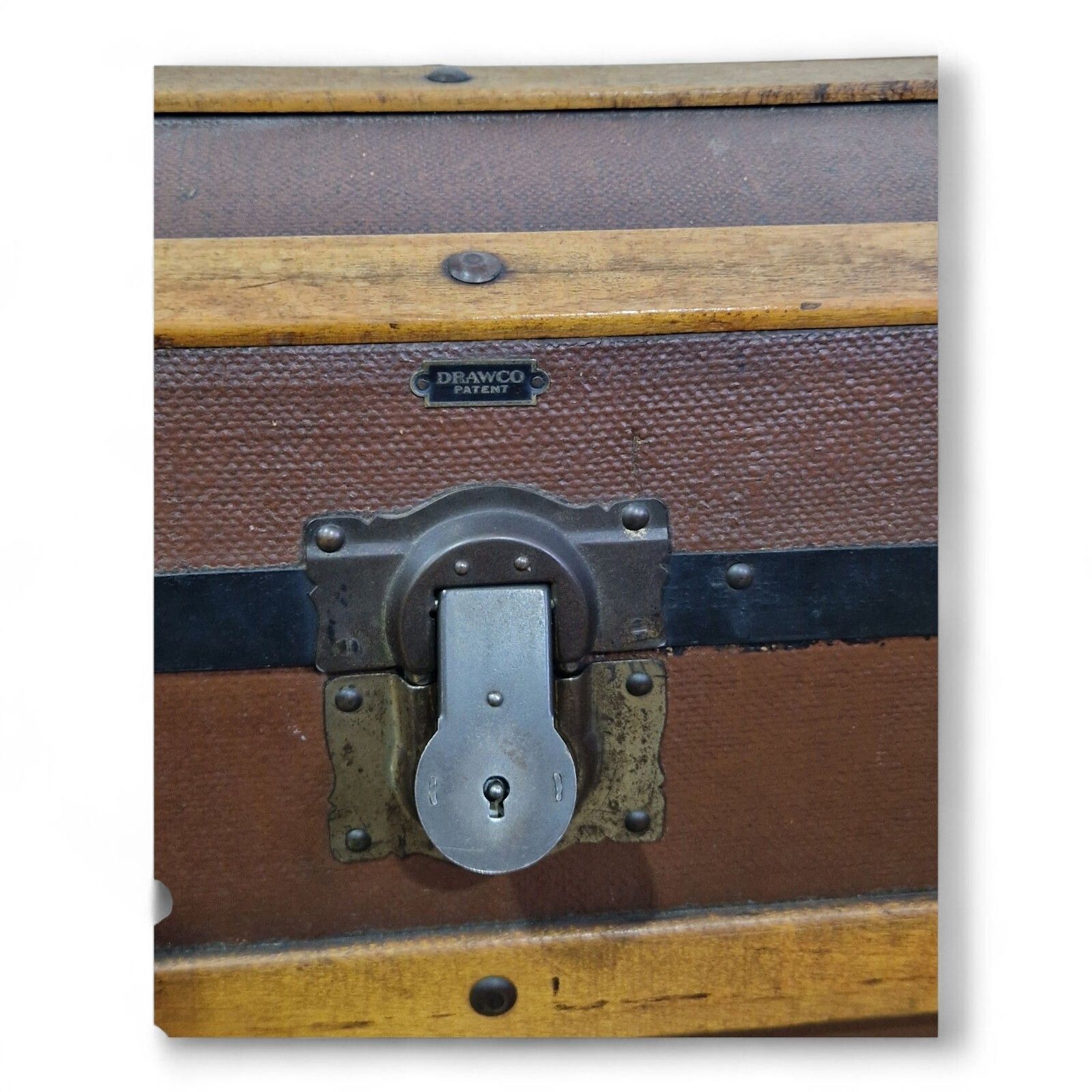 photo vinterior Victorian Dome Top Travel Trunk Antique Steamer Chest Blanket Storage Box