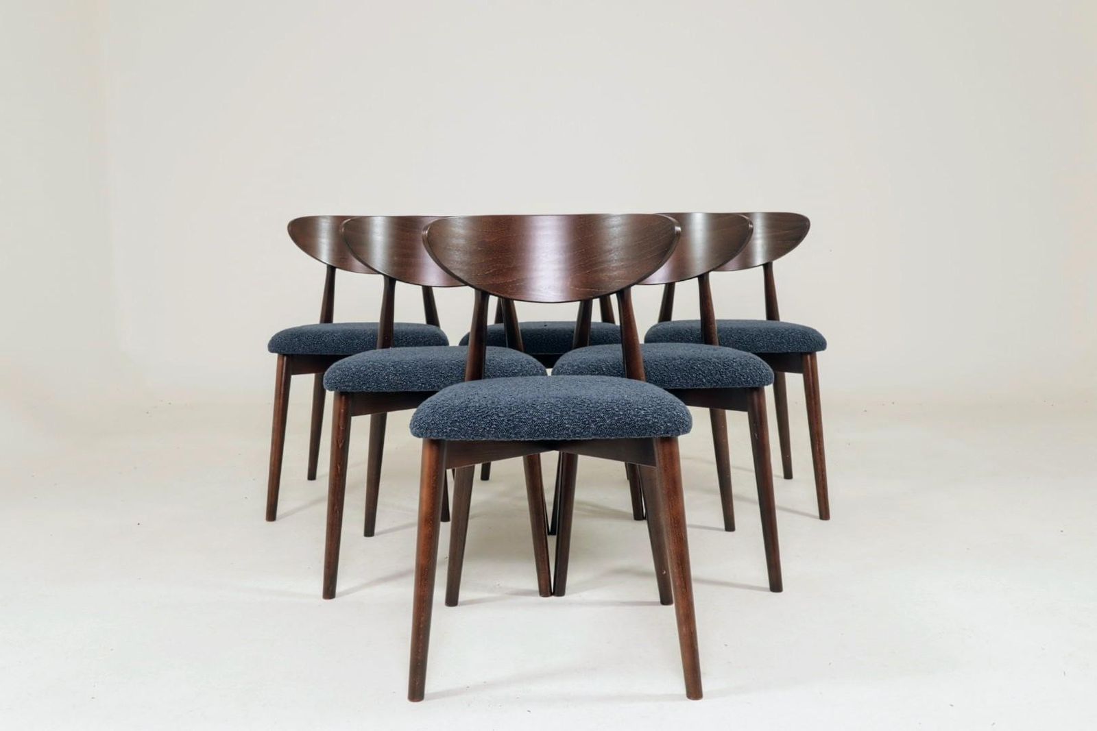 Modern Set Of 6 Dining Chairs, Blue Marine Bouclè And Dark Beech Wood