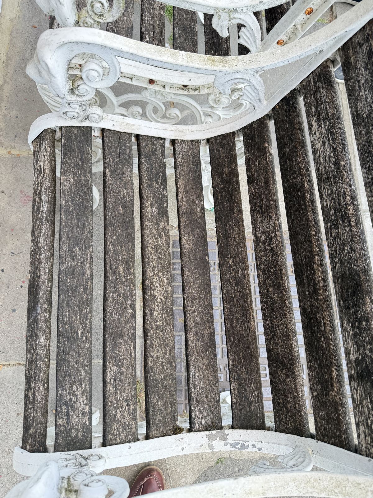 photo vinterior Pair Of Cast Iron And Hardwood Garden Armchairs, C.1930–1950