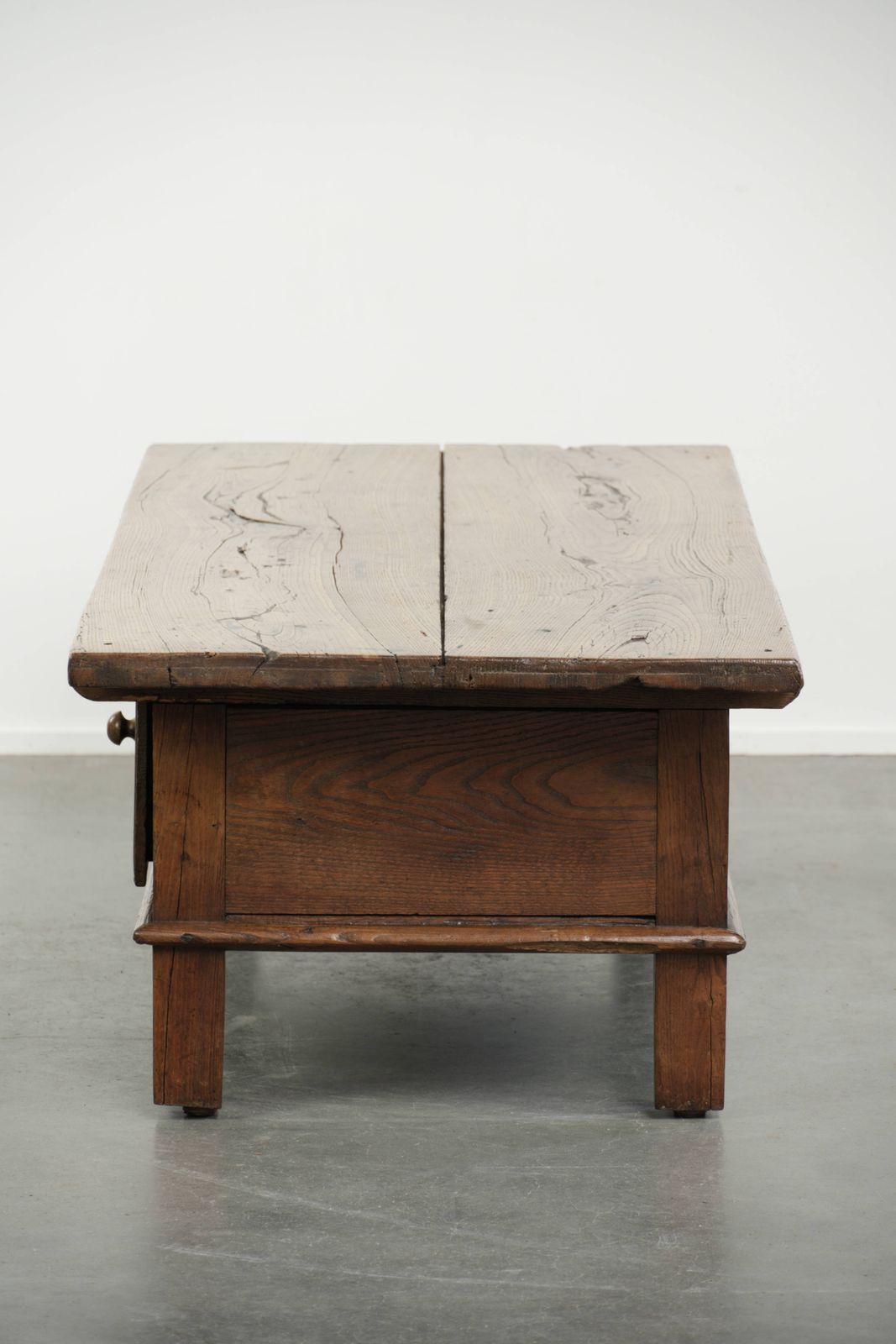 Antique 18th Century Southern European Coffee Table Made Of Chestnut Wood, Featuring 2 Drawers With A Beautiful Patina. photo 1120.0
