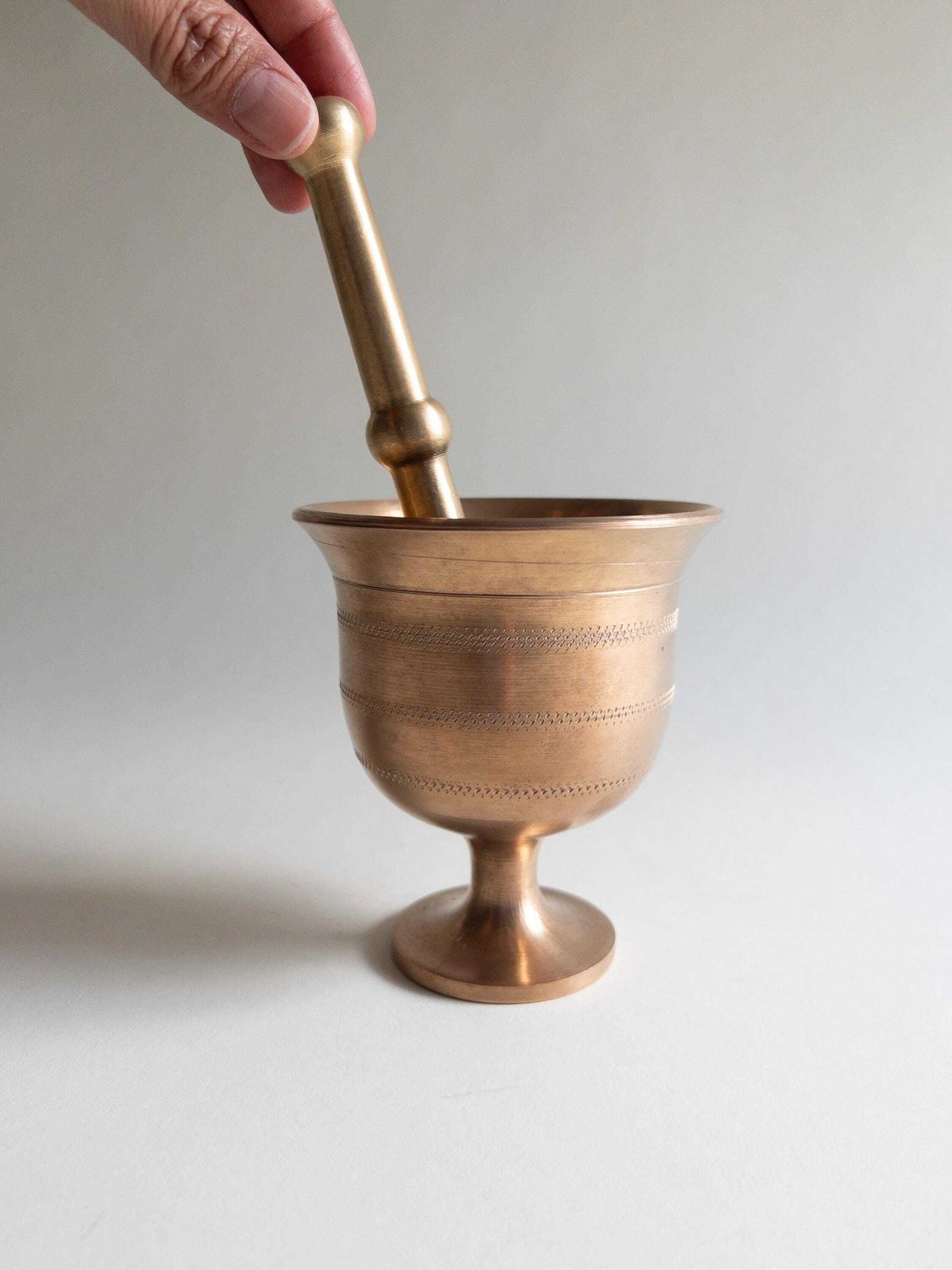 Vintage Footed Brass Mortar And Pestle, Apothecary Pill Crusher, Herb Grinder photo Home Decor