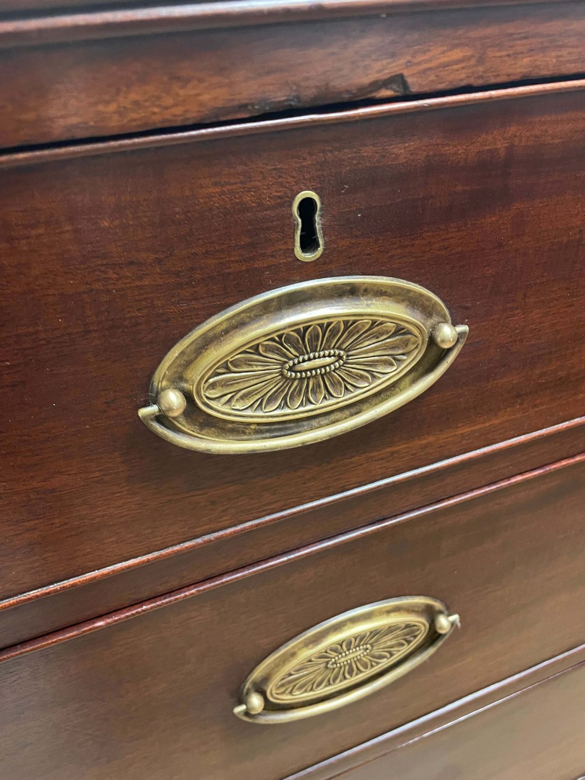 Antique Mahogany Georgian Chest Of Drawers photo for sale