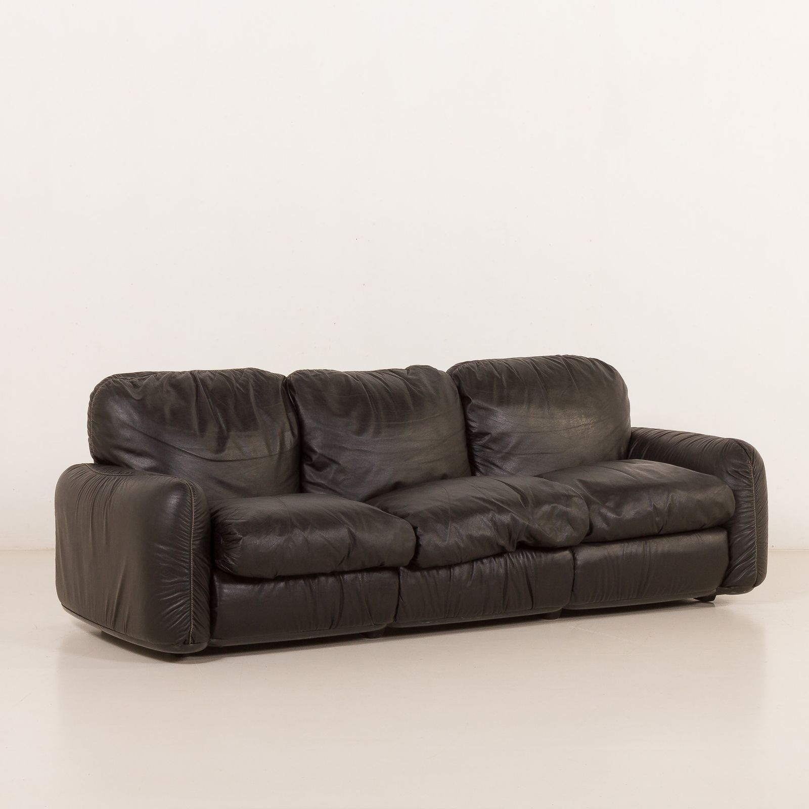 Vintage Piumotto Three Seater Sofa By Arrigo Arrigoni For Busnelli, 1970s