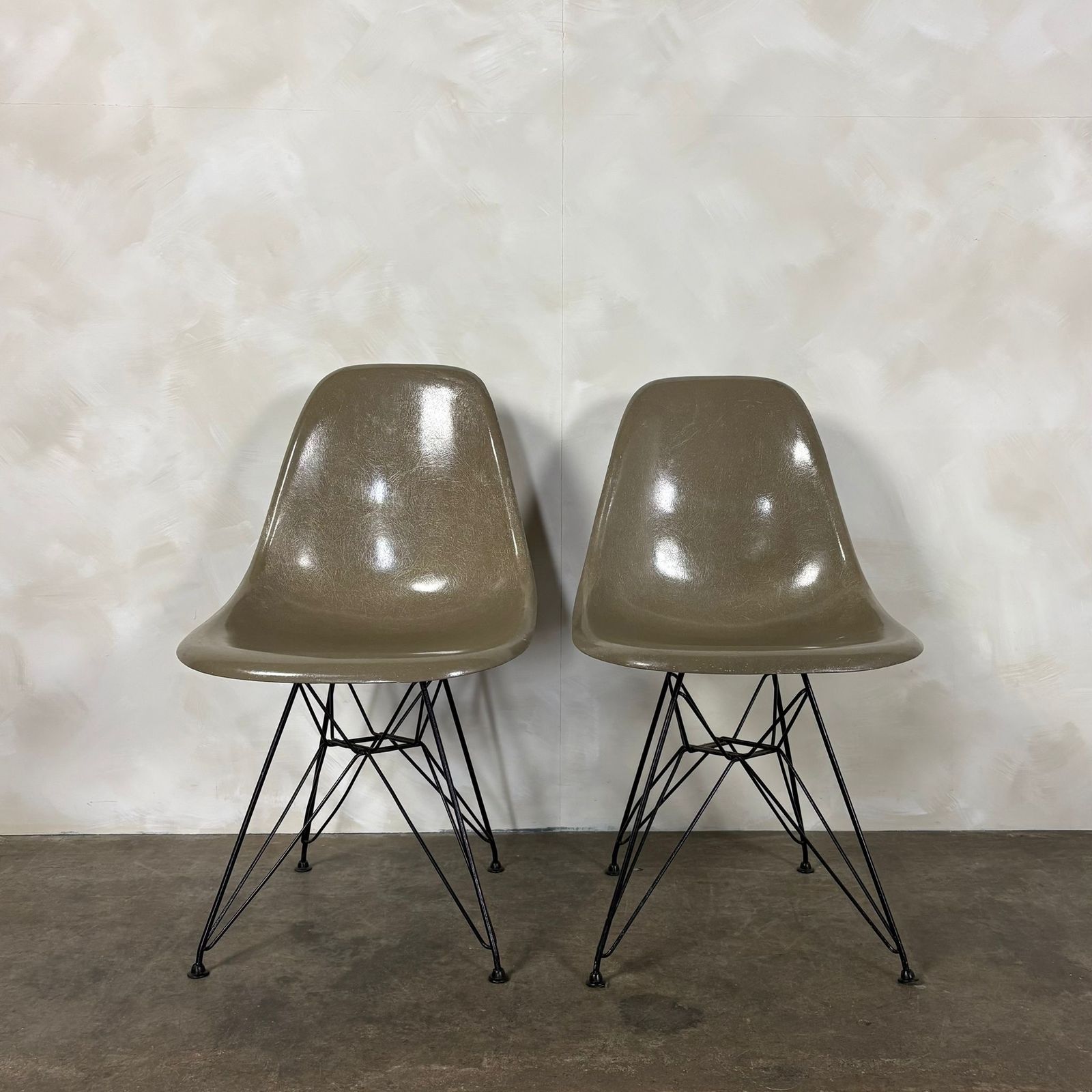 Pair Of Dsr Dining Chairs Charles & Ray Eames 1960s Mid Century Retro Mcm