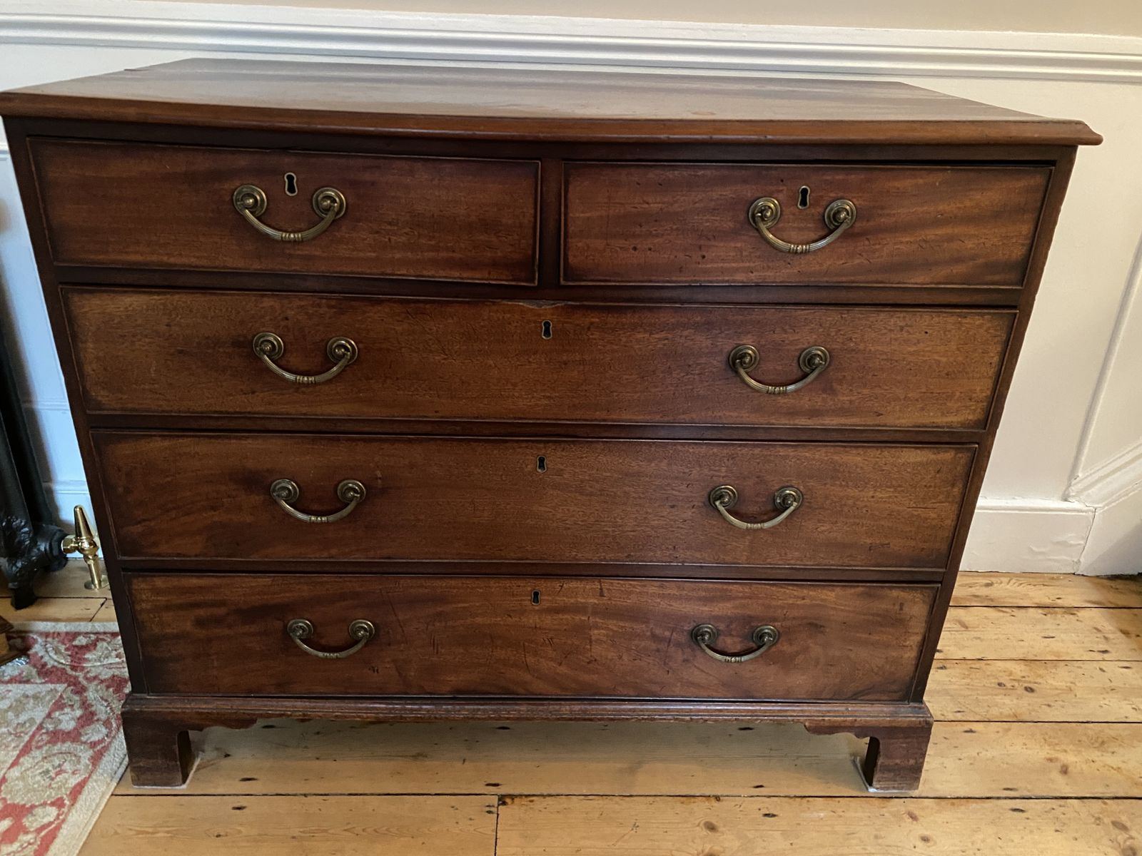 Georgian Chest Of Drawers In Mahogany