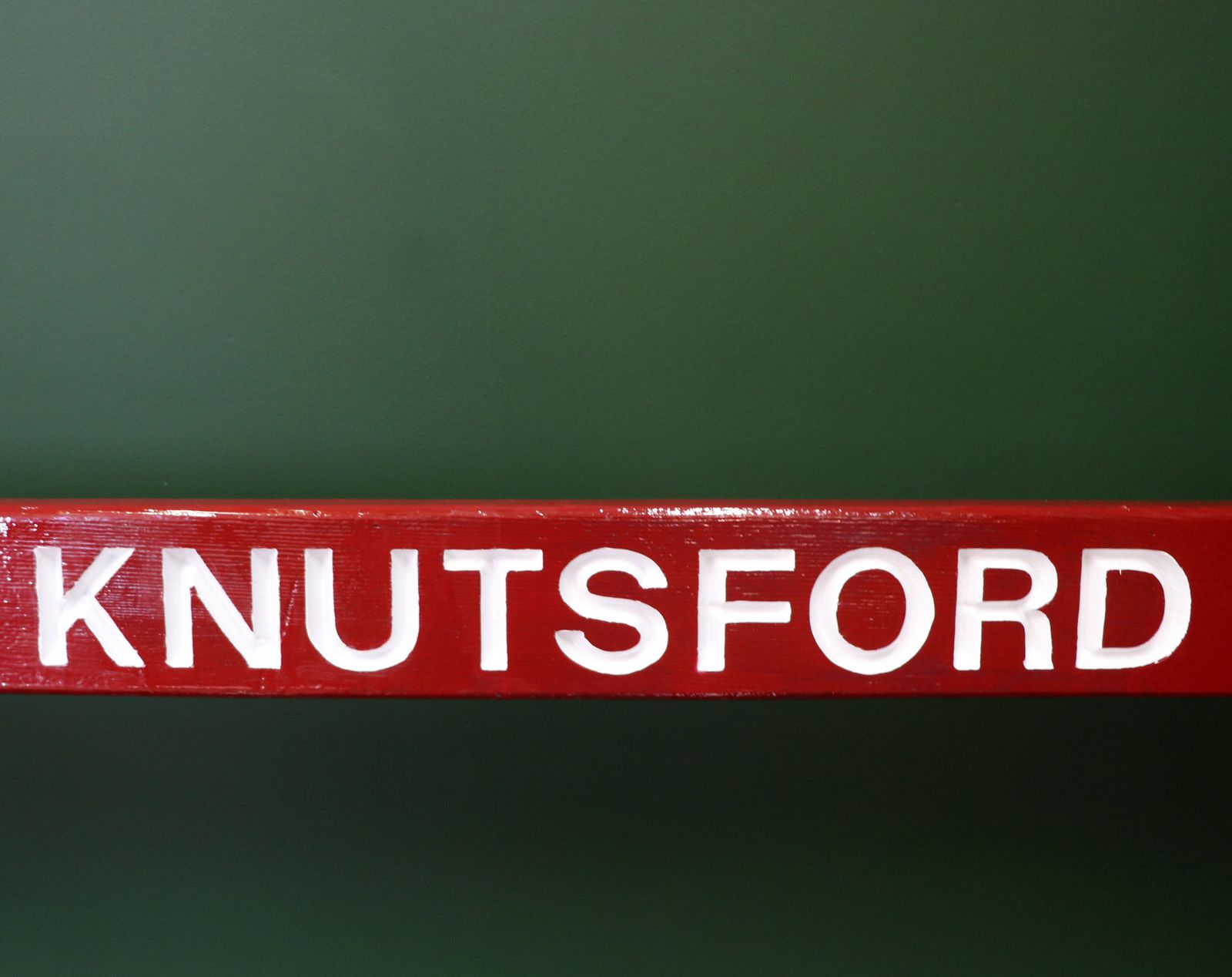 A Lovely Red Painted Wooden Bench Later Inscribed With Knutsford. photo buy