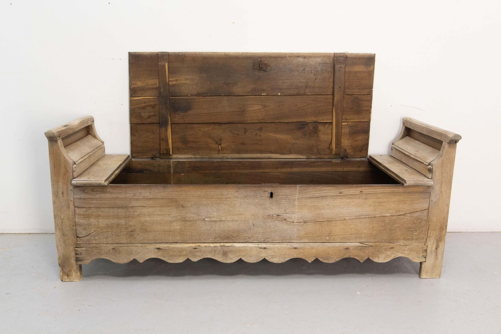 Furniture Antique Rustic Coffer Storage Bench, Oak Bed Footboard Chest Breton French photo