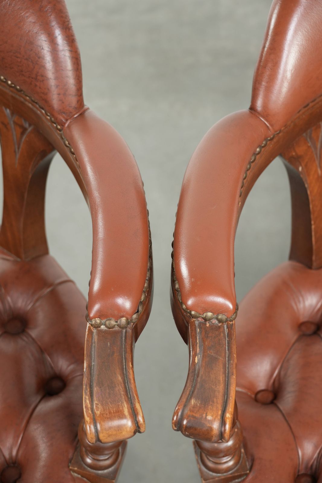 Set Of 2 Swivel English Style Cowhide Leather Chesterfield Office Chairs In A Beautiful Brown Color photo vintage
