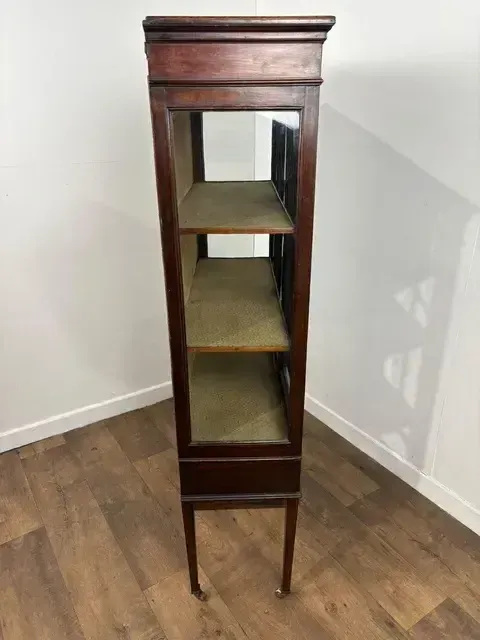429.0 Edwardian Mahogany Inlaid Display Cabinet photo