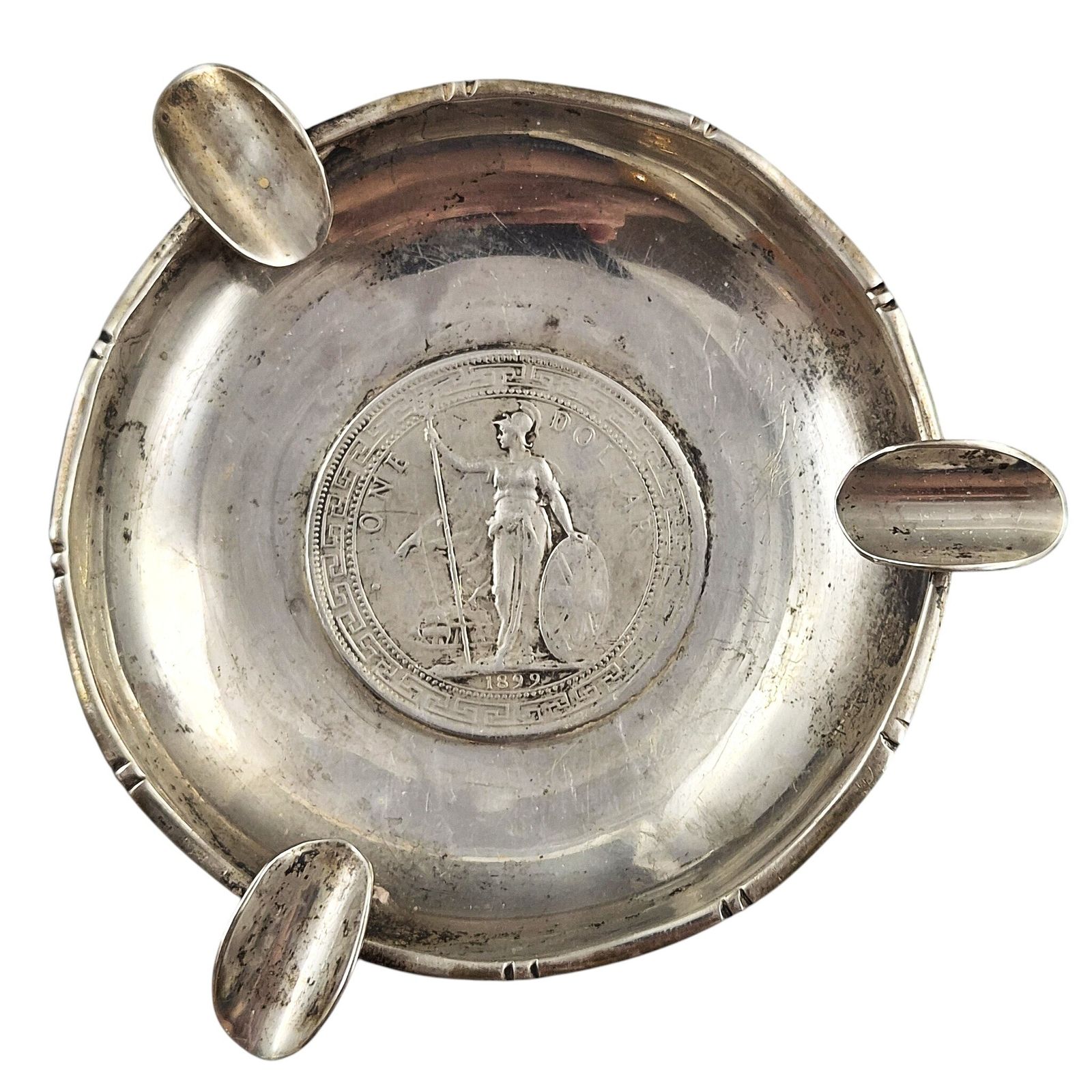 Lee Yee Hing Sterling Zilveren Asbak met Muntstuk, Trade Dollar, ca. 1920 photo furniture