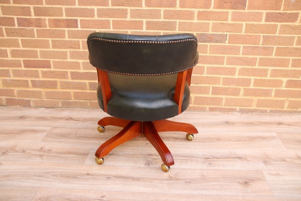 Bankers Chesterfield Chair photo Furniture